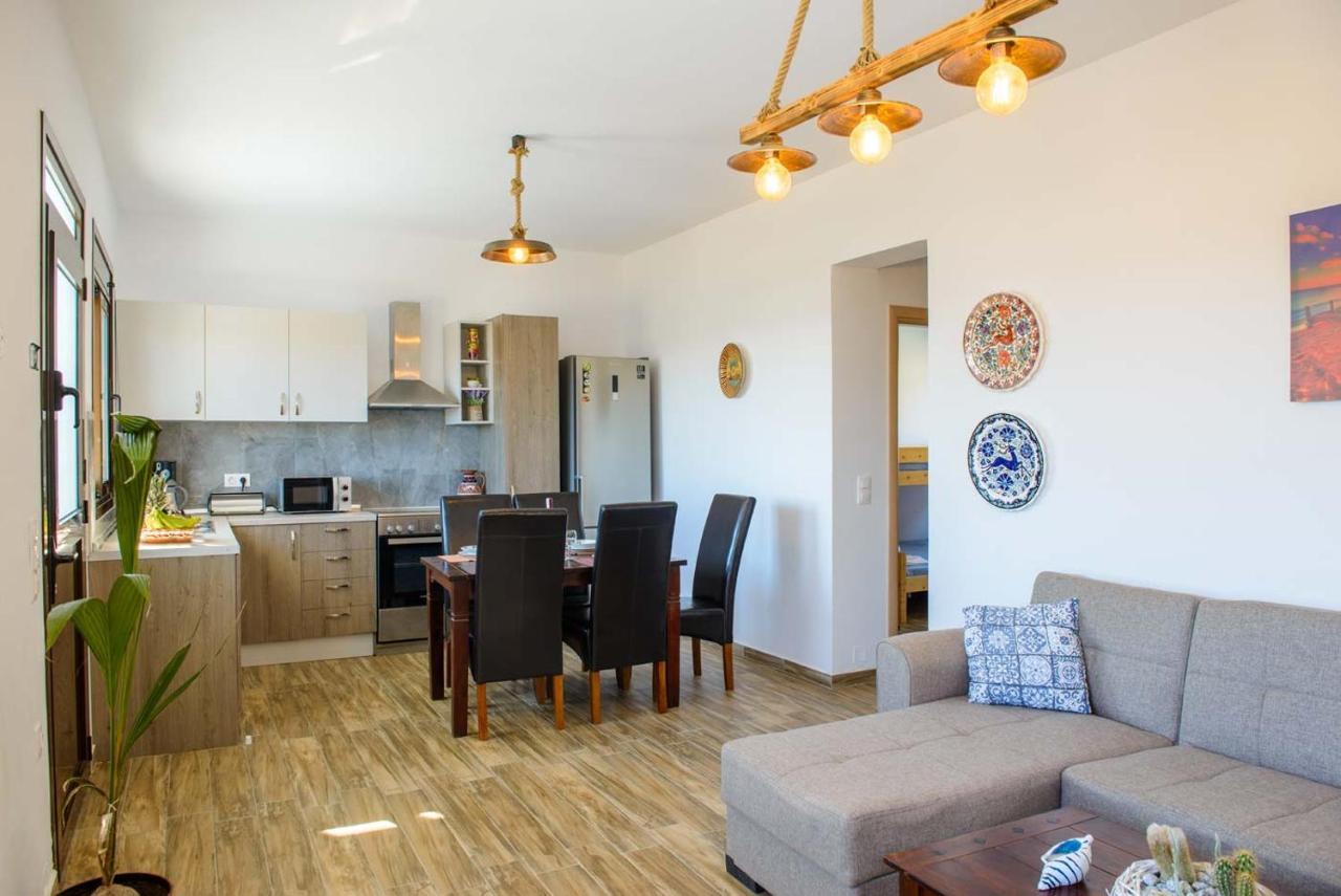 ארכאנגלוס Blue Bay Villas , Ground Floor מראה חיצוני תמונה